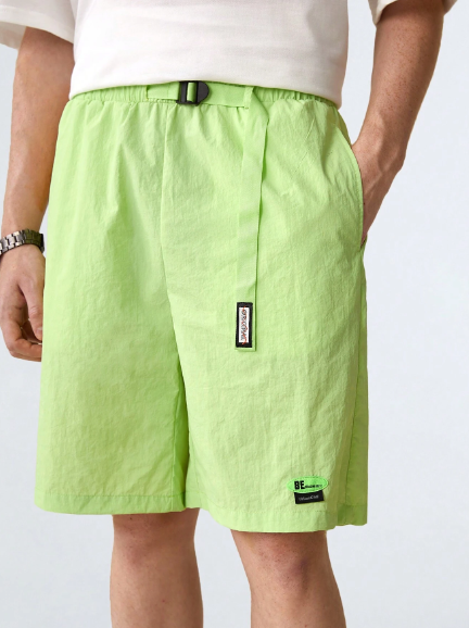Manfinity UrbanChill Men's Fashionable Daily Young Casual Loose Solid Color Shorts.Green Cargo Men Shorts