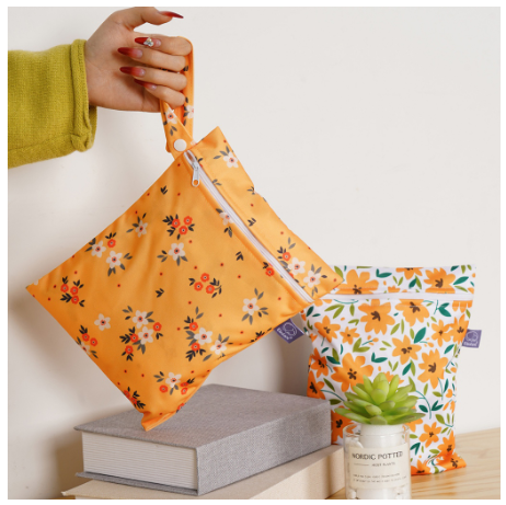 Elinfant 2 Pcs-Set Mini Eco-friendly Portable Waterproof Snack Bag Washable Reusable Baby Diaper Bag D025