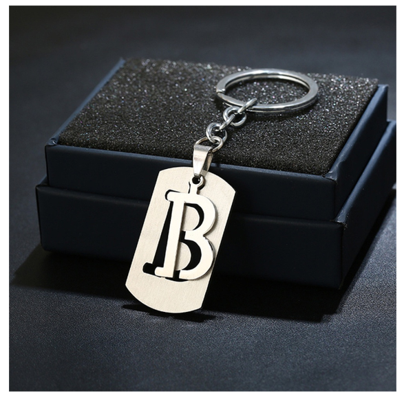 Stainless Steel 26 Letters Keychain Women Men Backpack Purse Charms Metal A To Z Alphabet Pendant With Key Holder For Couple B