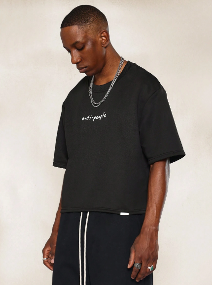 SUMWON Crop Fit Tee With Anti People Print Graphic