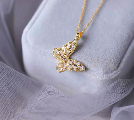 Original Design Butterfly Pendant 18k Gold Plated Shiny Zircons Necklace Fashion Women