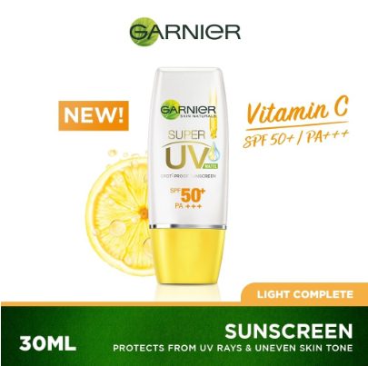GARNIER Light Complete Super UV Matte Spot Proof Sunscreen SPF 50 PA+++ 30ML