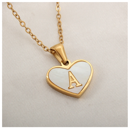 Stainless Steel 26 Letter Pendant Necklace Love Shell Card Necklace Necklace Fashion Gift for Men and Women A