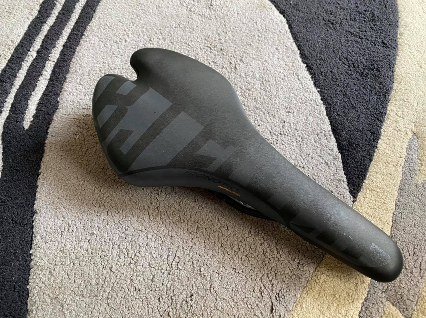 BJFixed Saddle