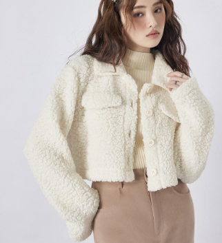 Casual Plain Button Front Flap Teddy Women Jacket L39AD009 Off White