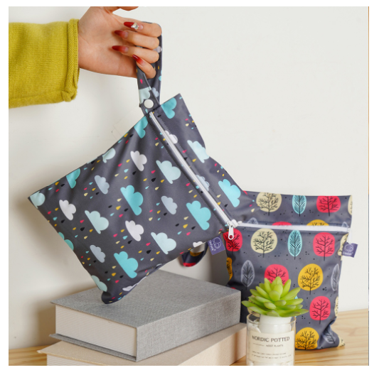 Elinfant 2 Pcs Set Mini Eco-friendly Portable Waterproof Snack Bag Washable Reusable Baby Diaper bag 18 x 25cm s10