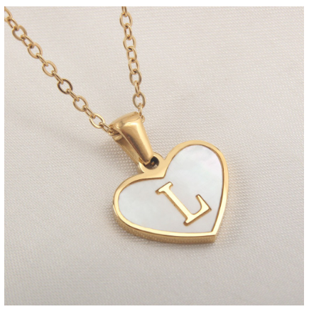 Stainless Steel 26 Letter Pendant Necklace Love Shell Card Necklace Necklace Fashion Gift for Men and Women L