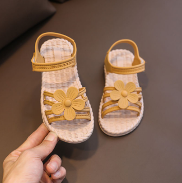 Korean Fashion Girls Sandals Comfortable Casual Beach Kids Sandals