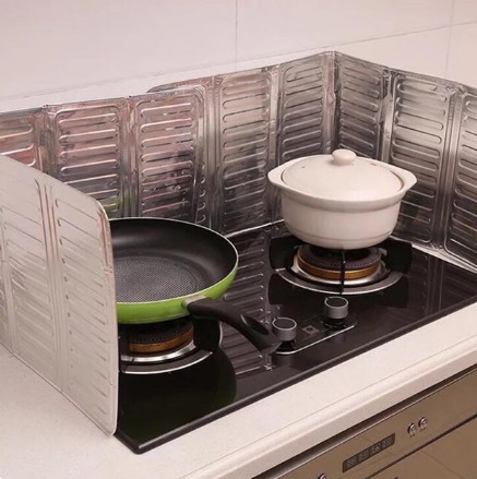 Oil Baffle Plate Isolate Oil Splashing Holder Kitchen Tools