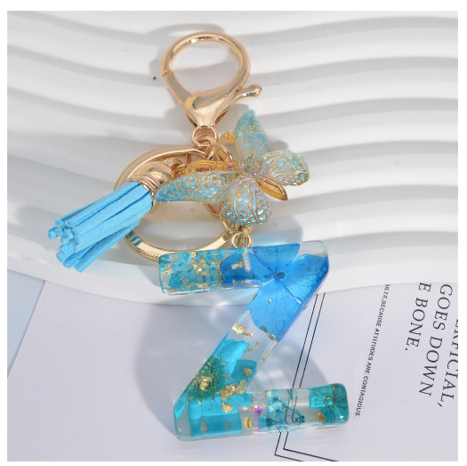 Sweet Blue Daisy A-Z Letter Keychains Fashion Butterfly 26 Resin Keyrings With Tassel Car Key Holder Accessories Pendant Gifts z