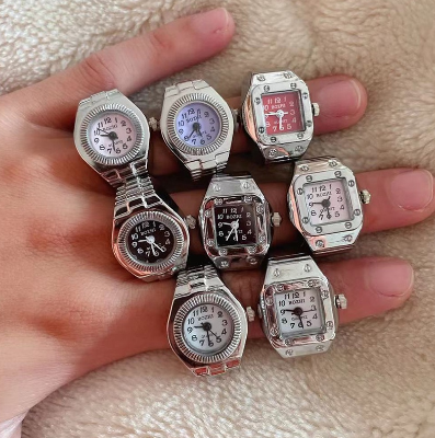 Creative Quartz Finger Ring Watch