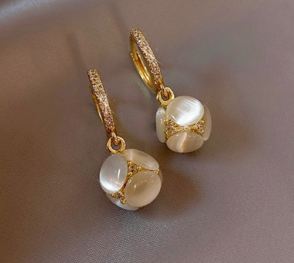 Korean Crystal Pearl Stud Earrings For Women Simple Bow Small Earring Fashion Ear Jewelry Gift