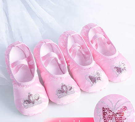 Girls Flat Dance Shoes Kids Satin Soft Sole Ballet Shoes Children's Sequins Embroidery Ballet Slip