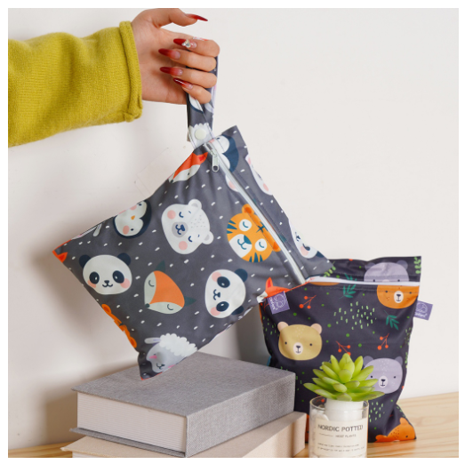 Elinfant 2 Pcs Set Mini Eco-friendly Portable Waterproof Snack Bag Washable Reusable Baby Diaper bag 18 x 25cm s12