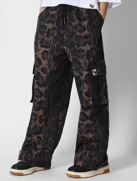 SUMWON Tween Girls Crop Fit Tee With Leopard Print Cargo Jeans 2 Piece Set