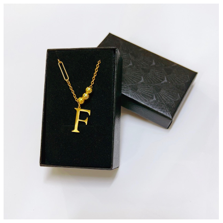 YH 26Letter Alphabet pendant fashion lnitialt Letter necklace for Women F