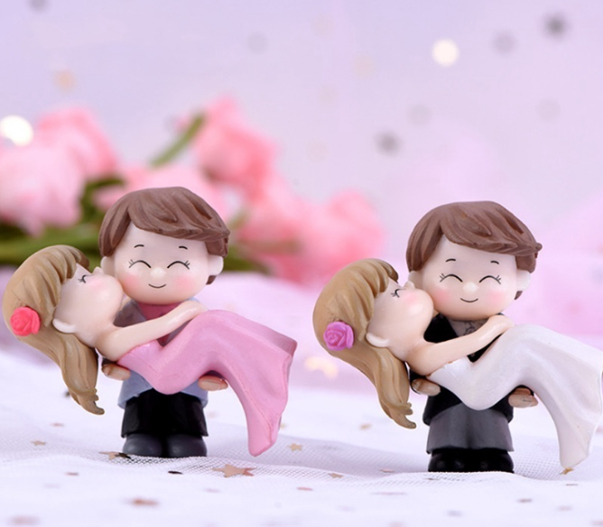 2Pcs/Set Miniature Embrace Princess Couples Fairy Garden Ornaments Valentine's Decorations