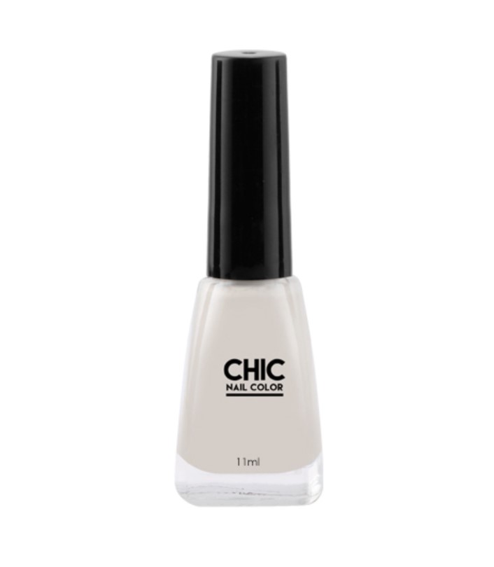 Chic Nail Color in Silky White 11ml