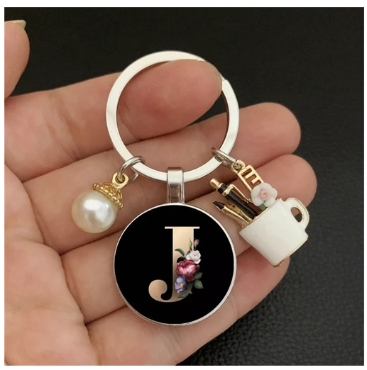 Fashion 26 Letter Keychains Imitation Pearl Rose Round Initials Keyrings Cup Pendant Car Keyholder Bag Ornaments Accessories J