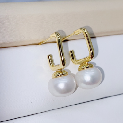 Natural Freshwater Pearl Earrings Design Sense Earrings