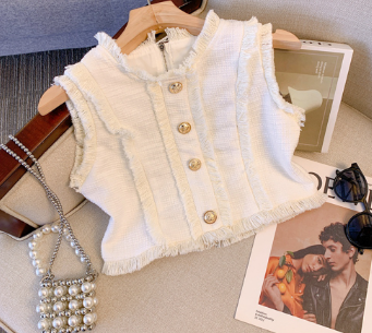 Lovito Women Plus Size Curve Casual Plain Button Front Raw Hem Tank Top LNE30052 Off White