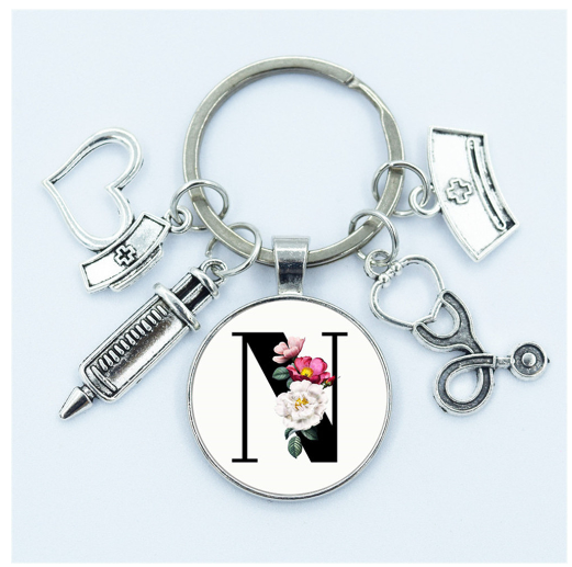 1Pcs Creative Stethoscope Syringe 26 Letter Keychains Nurse Cap Initials Metal Keyrings Bag Ornaments Charms Gifts Souvenir N