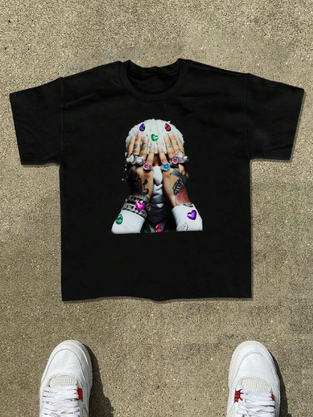 Manfinity EMRG Men's Plus Size Round Neck Short Sleeve Graphic Printed Casual T-Shirt