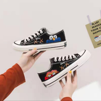 New Cartoon Shoes for Women Hot Design Popular Shoes 2020
