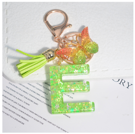Glitter Green 26 Letter Resin Keychain Fashion Sequin Filled A-Z Alphabet Keyrings For Women Car Key Holder Accessories Souvenir E