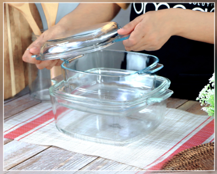 Omega Houseware Phyllis Square Glass Casserole