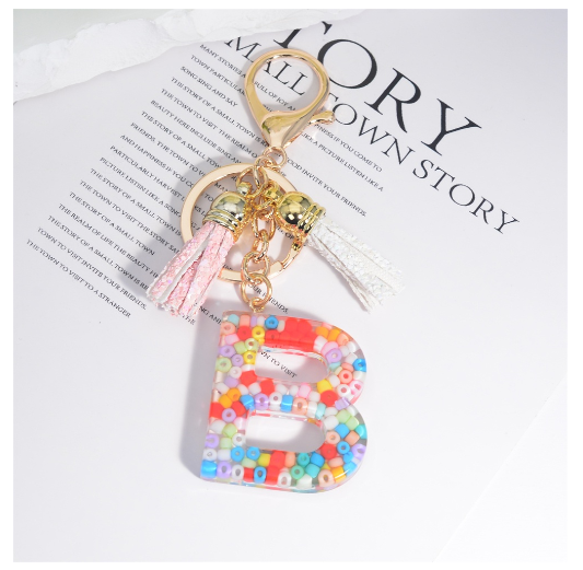 Colorful Beades Filled A-Z 26 Letter Keychains For Women Fashion Initials Keyring With Tassel Bag Pendant Accessories Souvenir B