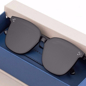 Classic Fashion Black Sunglasses Sunscreen Big Eyes Glasses Women New Style Summer