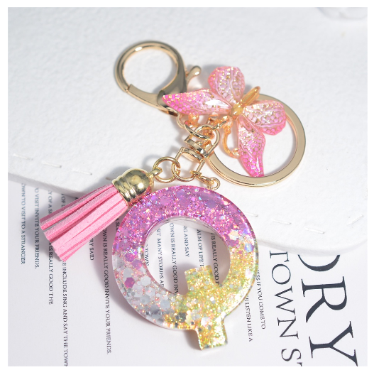Glitter Sequin Filled 26 Letter Keychain With Tassel Exquisite Butterfly A-Z Alphabet Keyrings Women Bag Pendant Ornaments Gifts Q