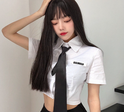 Women's Fashionable Short-sleeved Shirt