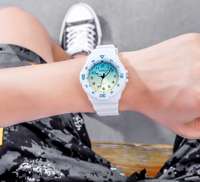 Waterproof Men Watch Luxury Brand Watch Sports Fashion Men Watch