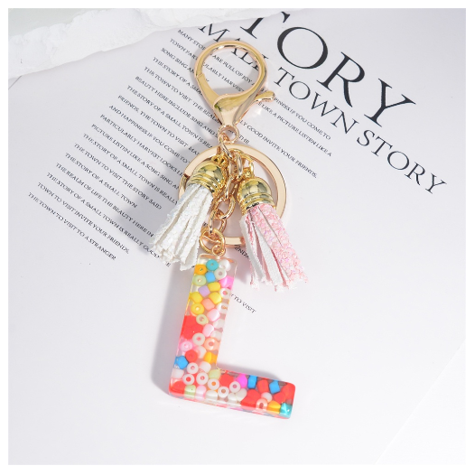 Colorful Beades Filled A-Z 26 Letter Keychains For Women Fashion Initials Keyring With Tassel Bag Pendant Accessories Souvenir L