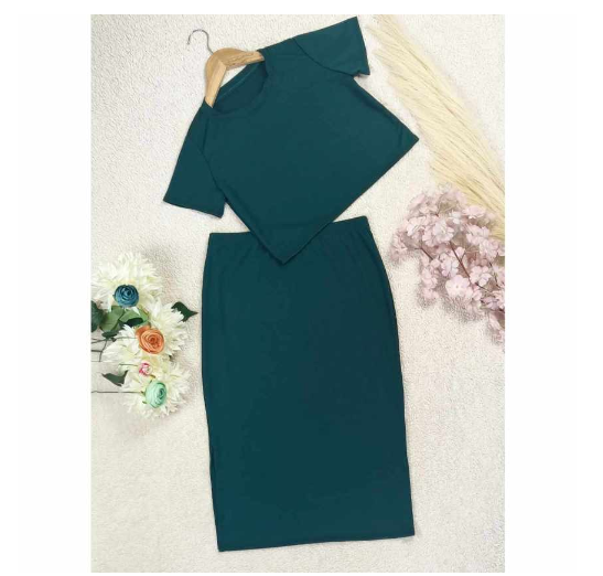 Maternity Knitted Top and Skirt with Slit T9