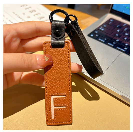 Creative PU Leather Letter Keychains Fashion Colorful Square Alphabet Keyrings Car Key Holder Accessories Bag Ornament Gifts F