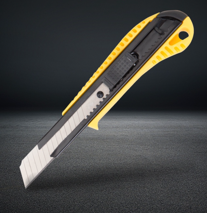 Deli SK5 18mm Multifunctional Utility Knife Retractable Cutter With Plastic Handle Self Lock