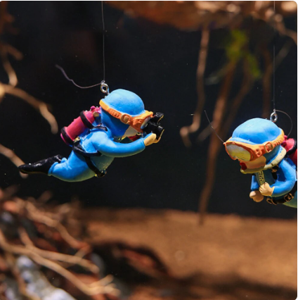 Cute Luminous Mini Diver Simulated Floating Frogman Miniature Kawaii Figures Aquarium Ornaments Figurines Fish Tank Decoration
