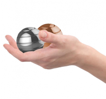 Fidget Toys Metal Spinning Top Desktop Ball Rotary Gyro Aluminum Alloy Optical Illusion Flowing Finger Toy