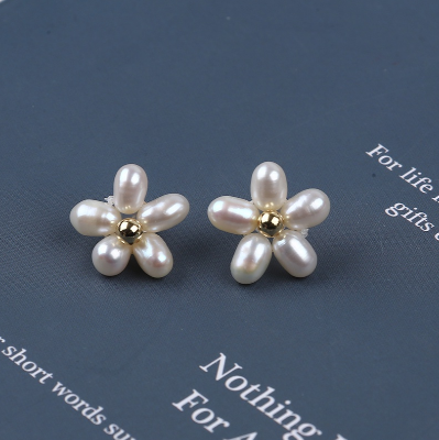 Natural freshwater pearl earrings flower shape design s925 ear stud for women
