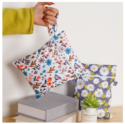 Elinfant 2 Pcs-Set Mini Eco-friendly Portable Waterproof Snack Bag Washable Reusable Baby Diaper Bag D01