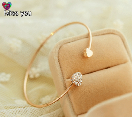 Women Crystal Love Heart Hand Cuff Open Bracelet Bangle U