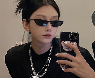 Cool Black Small Cat Eye Sunglasses For Women/Men