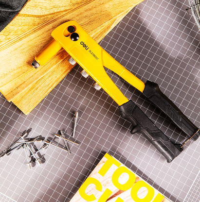 Riveter Heavy Duty Rivet Gun + 60PCS Rivets Free Hand Riveter
