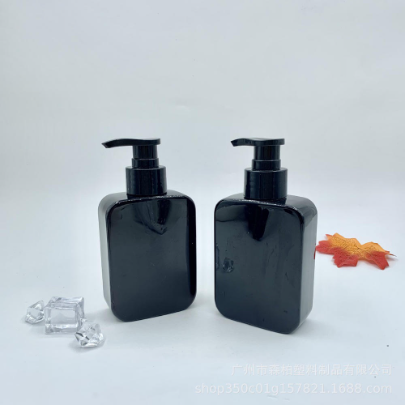 Refillable Shampoo and Conditioner Bottles,150ml Plastic Pump Dispensers for Shower, Square Empty Bathroom Bottle for Body Wash