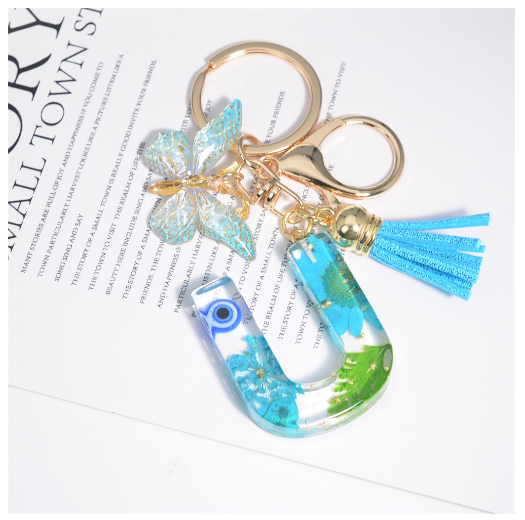 Exquisite Dried Flower Filled 26 Letter Keychain With Butterfly Pendant Fashion A-Z Name Initials Keyrings Car Key Holder Gifts U