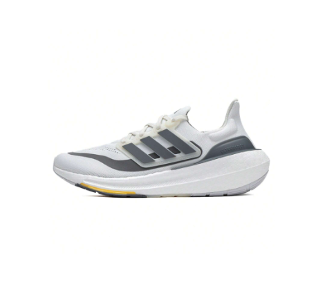 Adidas Men's ULTRABOOST LIGHT Training Shoes, Lightweight And Breathable Running Shoes