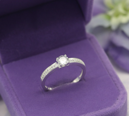 Sterling S925 Silver Classic Design Ring For Women Shiny Zircon Ladies Rings